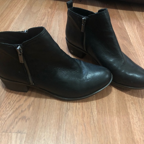 Lucky Brand Basel Bootie - Picture 2 of 3